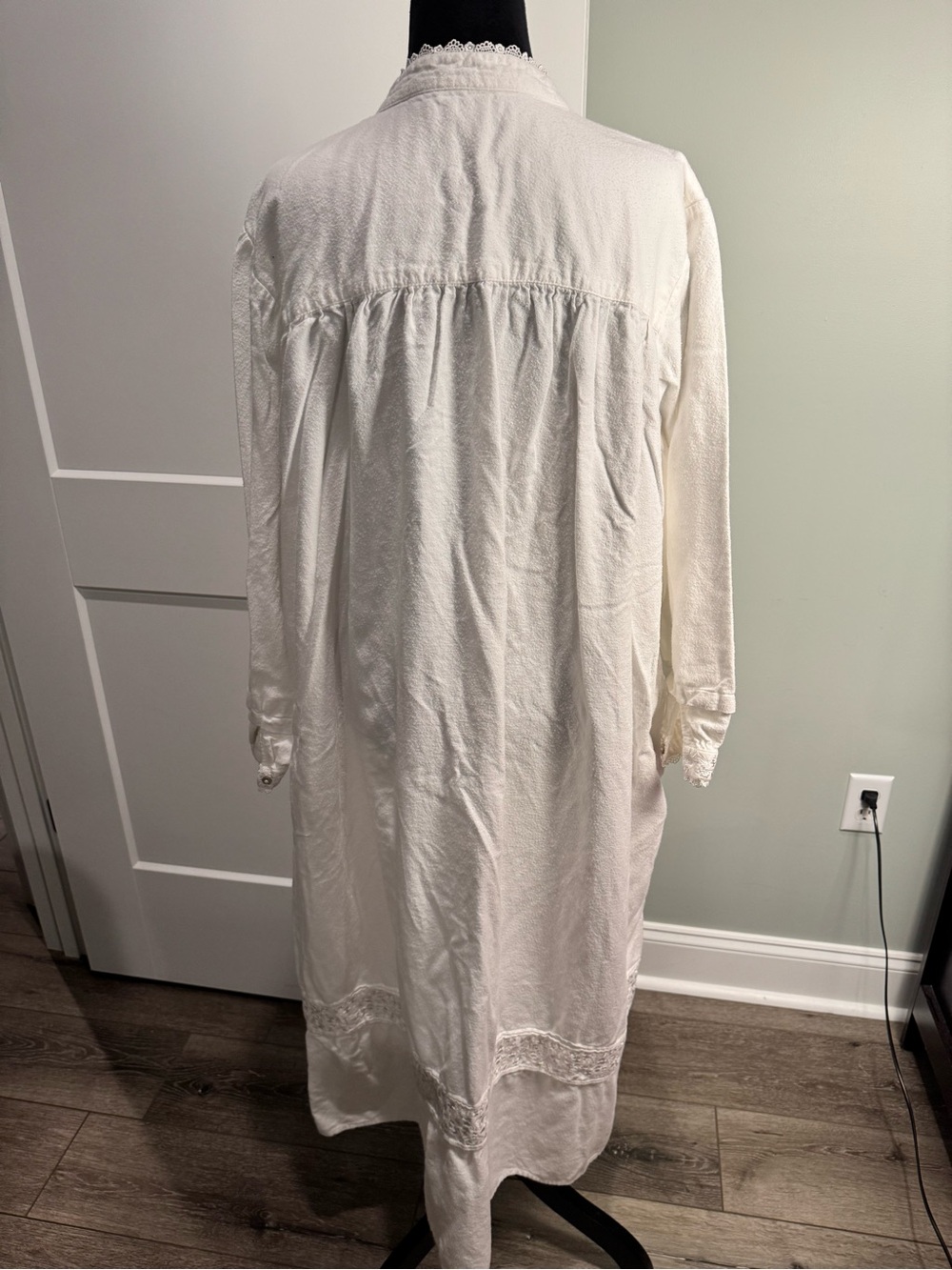 Eileen West White HIGHNECK Long Ballet Nightgown XL cottage fairy croquet lace - Picture 5 of 9